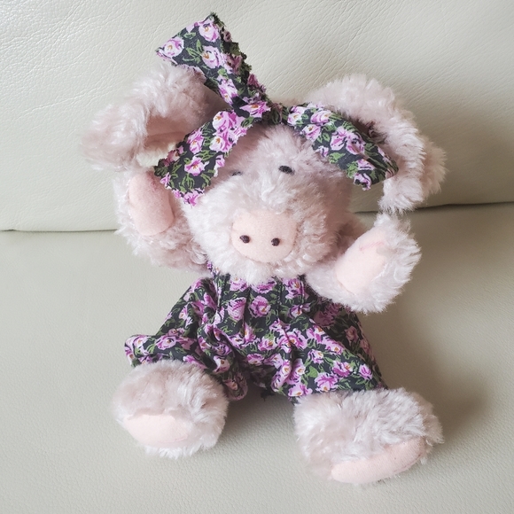 Vintage The Boyds Collection Pig in flower outfit - Picture 3 of 7